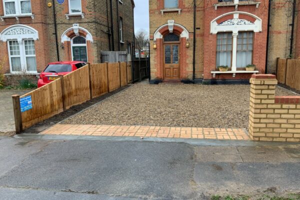 Patios Fencing Paving (52)