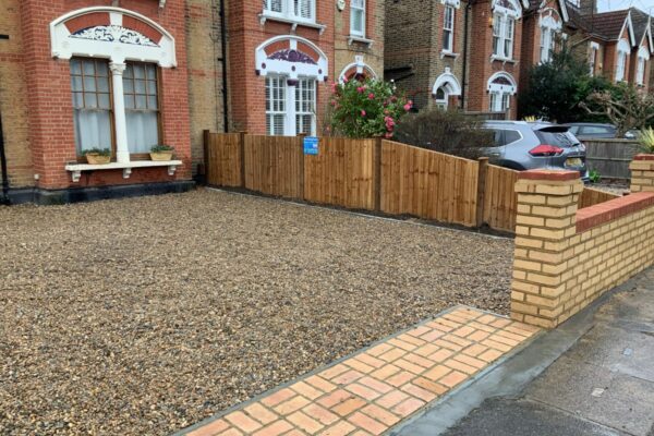 Patios Fencing Paving (56)