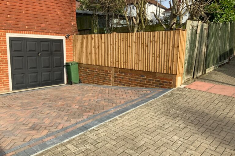 Patios Fencing Paving (65)